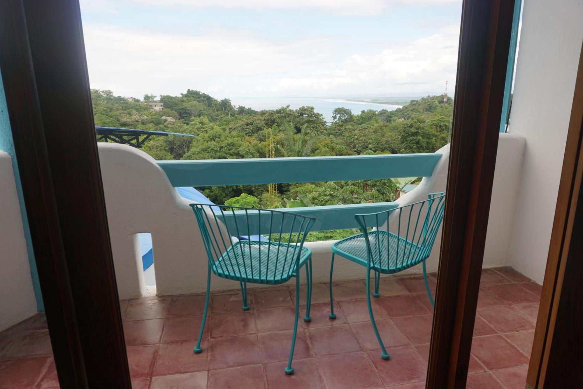 Hotel Planeta Sano Manuel Antonio Exterior foto