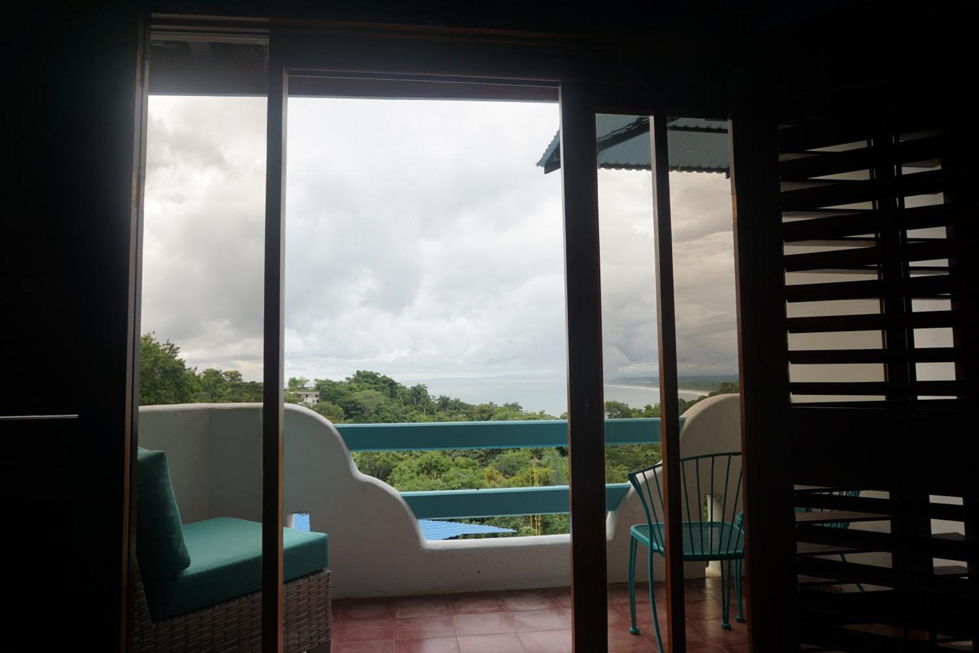 Hotel Planeta Sano Manuel Antonio Exterior foto