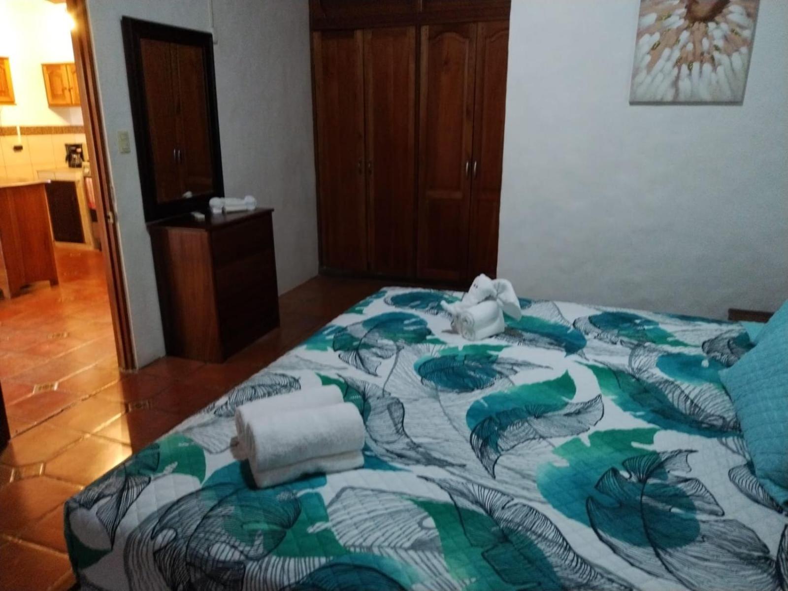 Hotel Planeta Sano Manuel Antonio Exterior foto